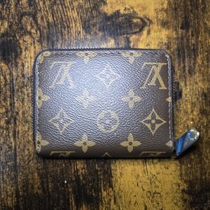 Louis Vuitton Monogram Canvas Wallet